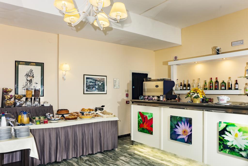Viola Hotel